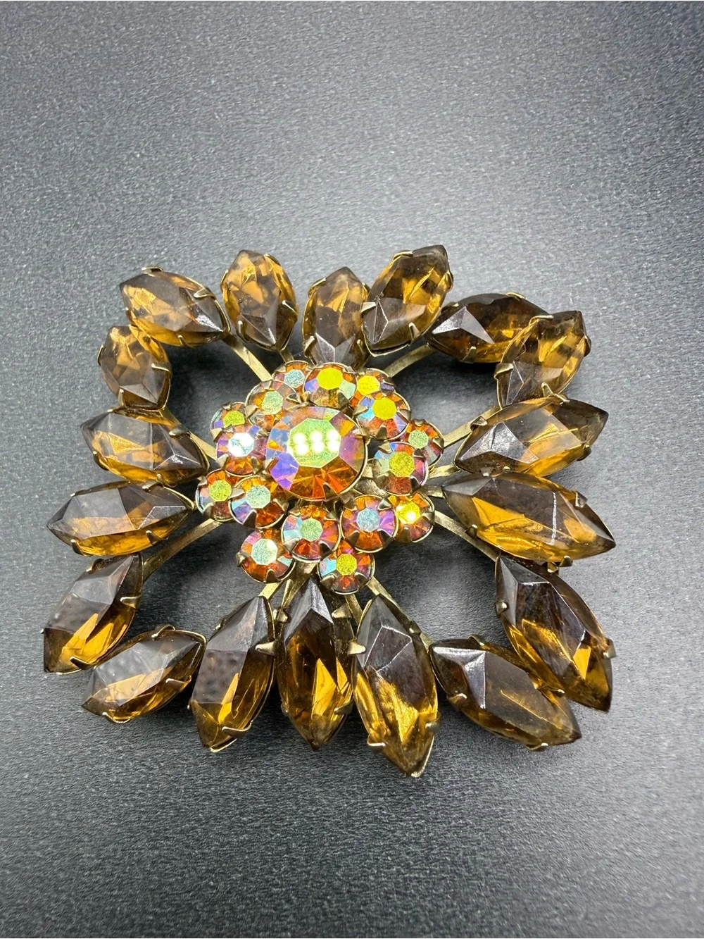 Vintage gorgeous statement